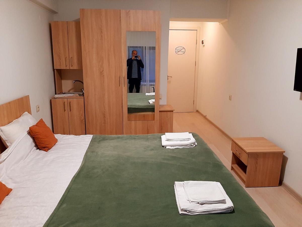 Amadeus Hotel Tbilisi Esterno foto