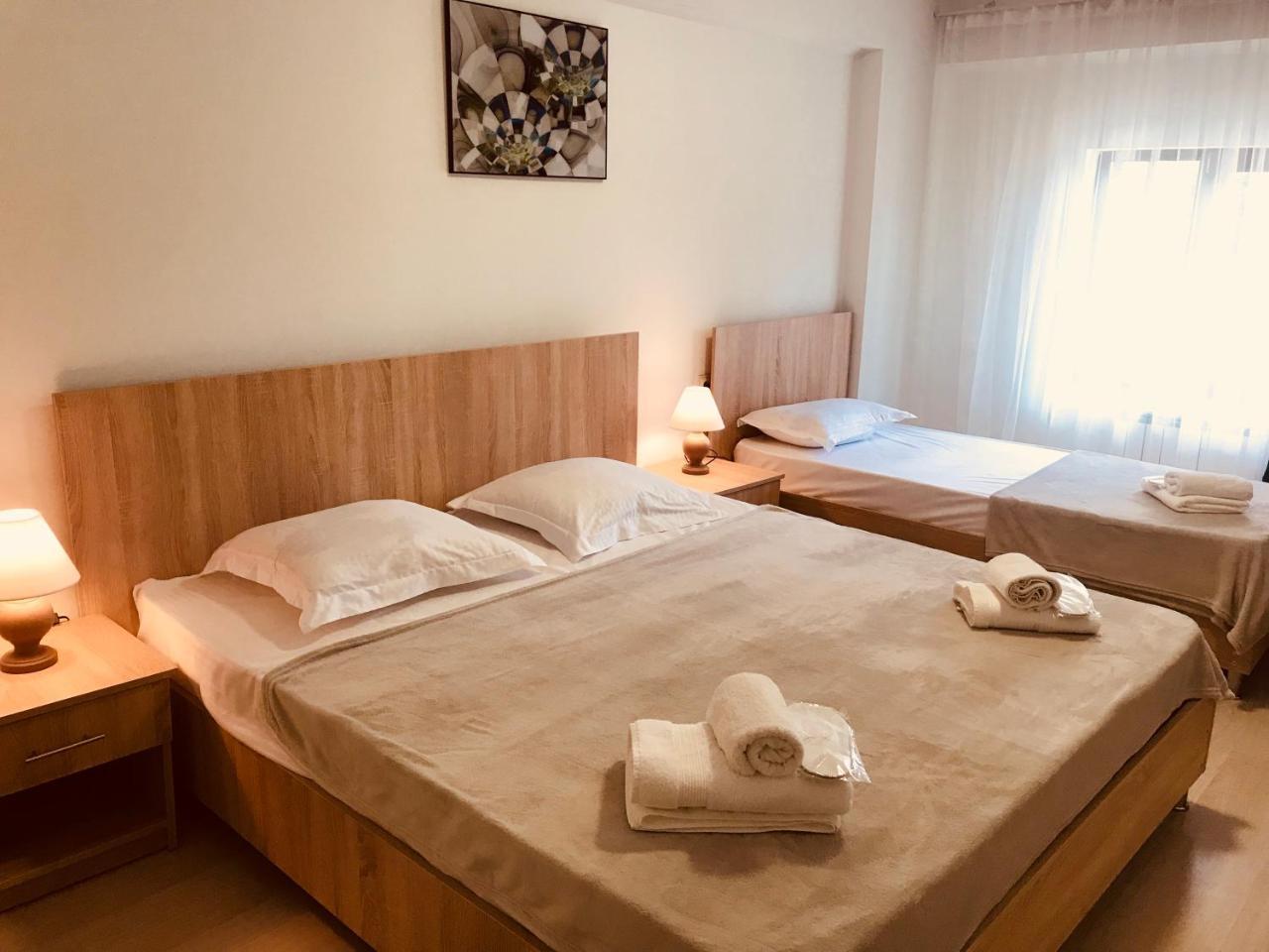 Amadeus Hotel Tbilisi Esterno foto